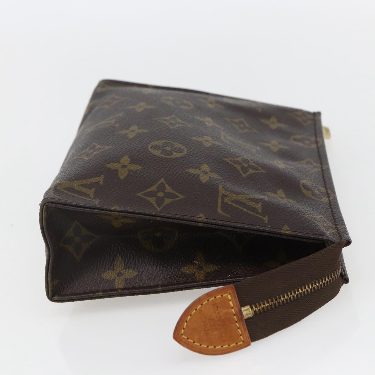 LOUIS VUITTON Monogram Poche Toilette 19 Pouch M47544 LV Auth 155420