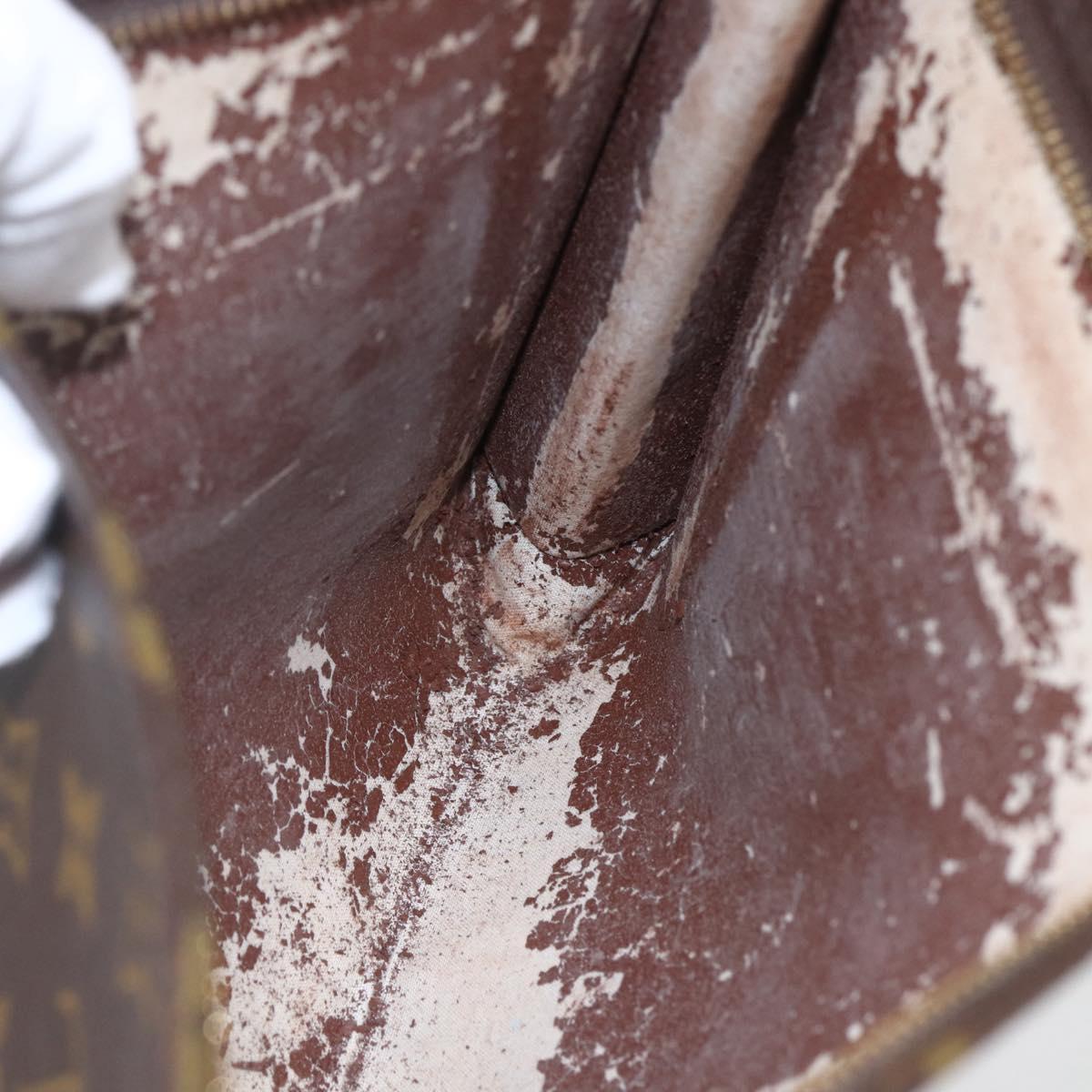 LOUIS VUITTON Monogram Poche Toilette 26 Pouch M47542 LV Auth 155904