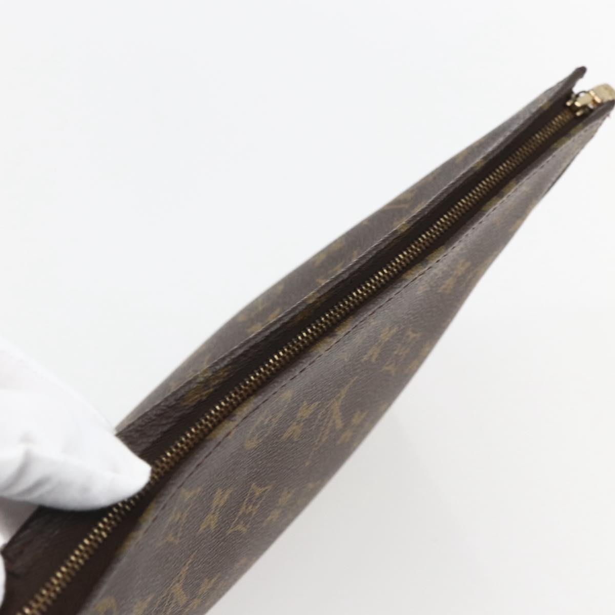 LOUIS VUITTON Monogram Poche Toilette 26 Pouch M47542 LV Auth 155904