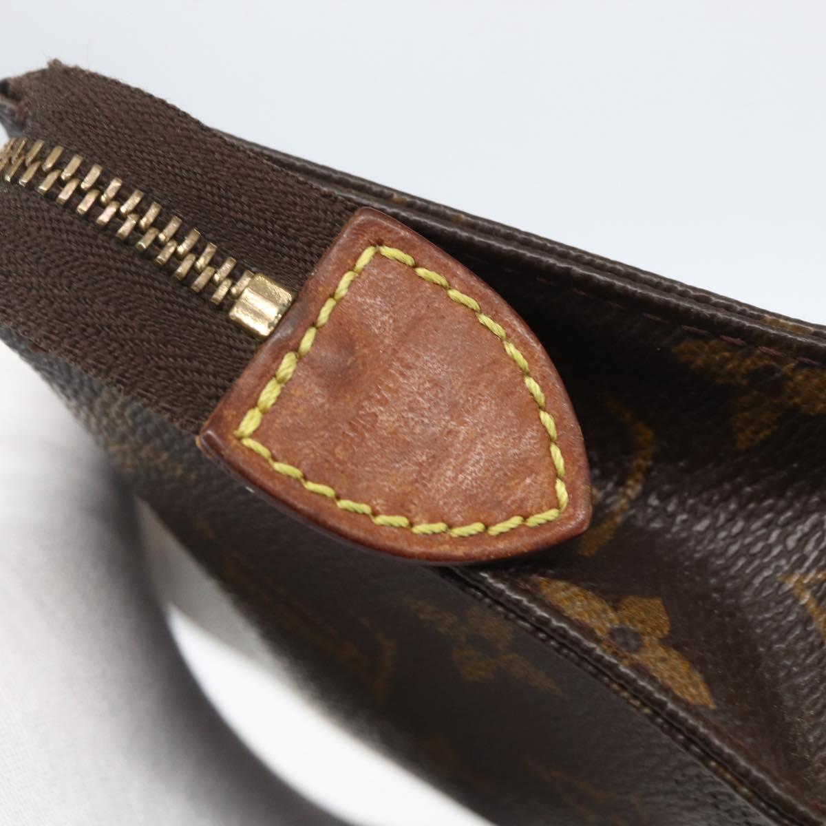 LOUIS VUITTON Monogram Poche Toilette 15 Pouch M47546 LV Auth 155905