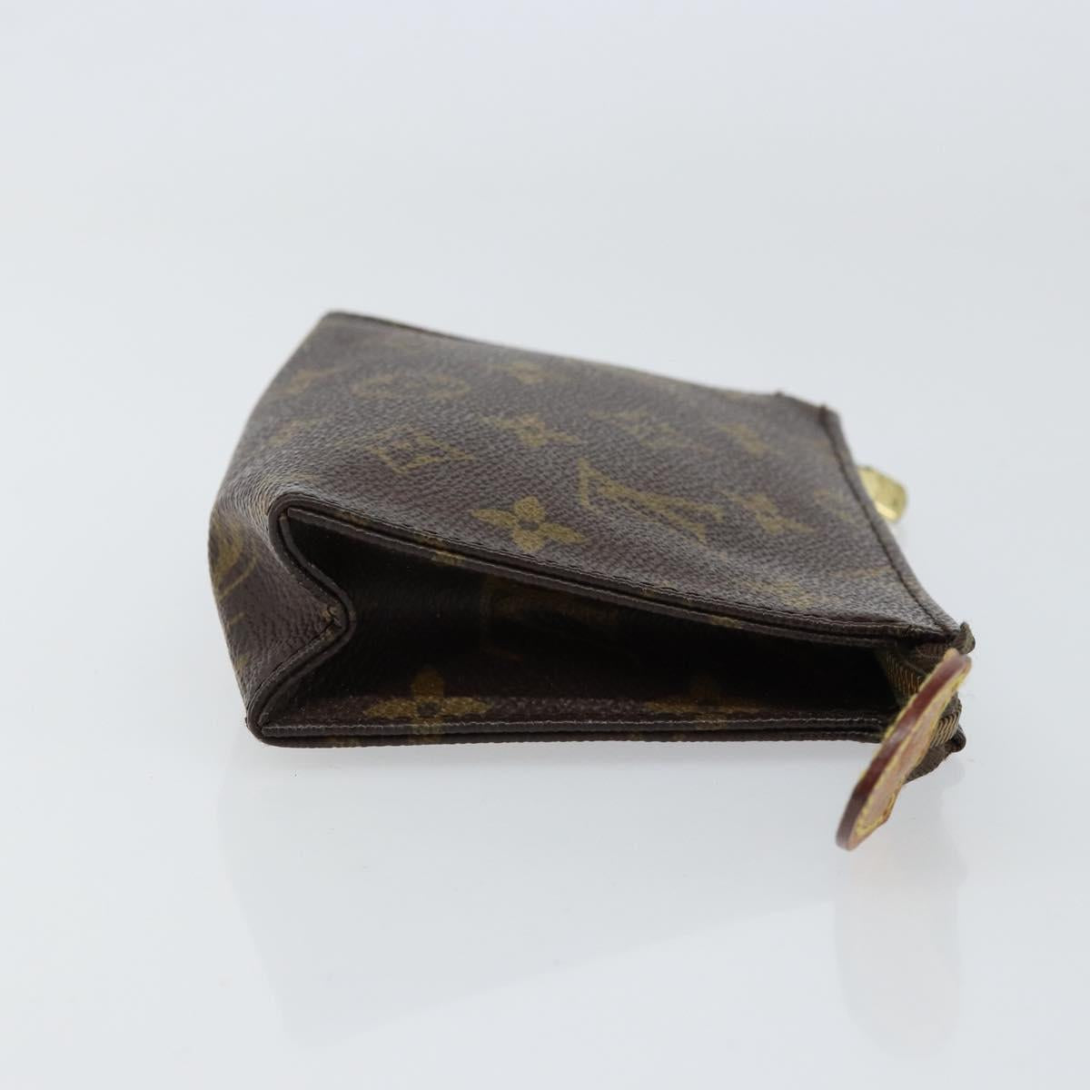 LOUIS VUITTON Monogram Poche Toilette 15 Pouch M47546 LV Auth 156074