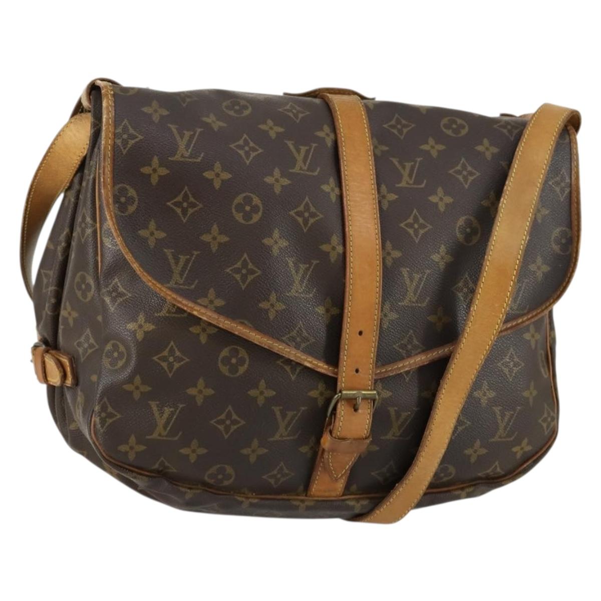 LOUIS VUITTON Monogram Saumur 35 Shoulder Bag M42254 LV Auth 156195