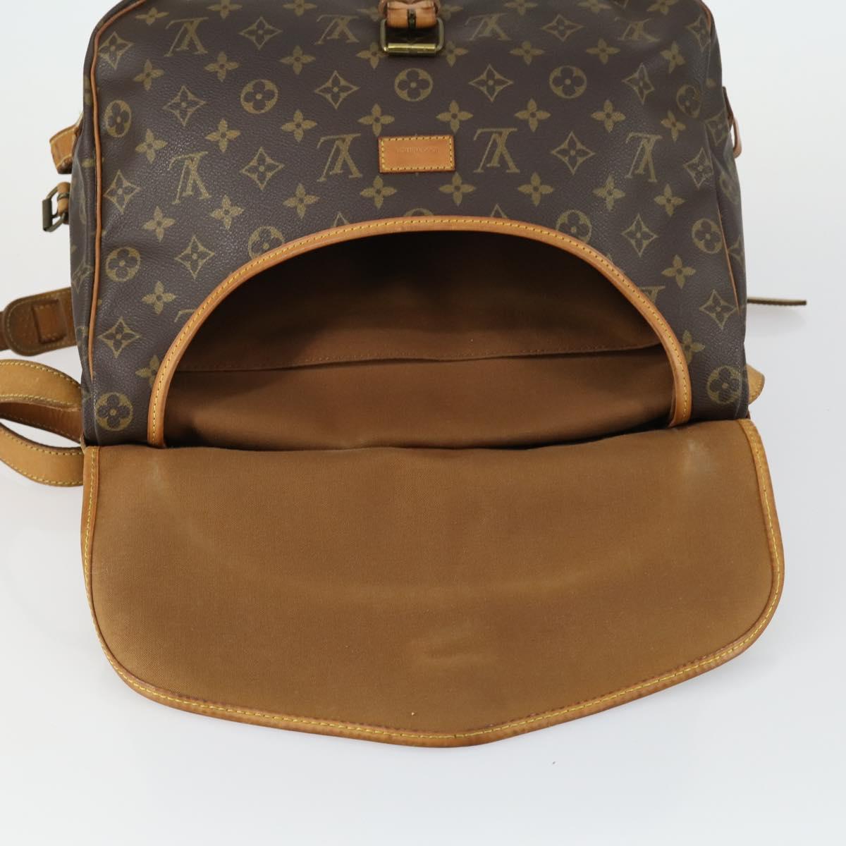 LOUIS VUITTON Monogram Saumur 35 Shoulder Bag M42254 LV Auth 156195