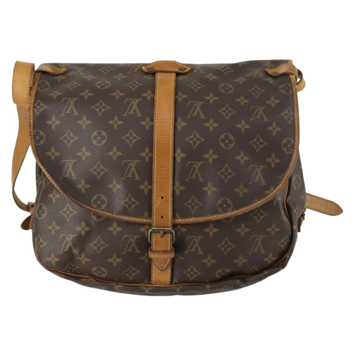 LOUIS VUITTON Monogram Saumur 35 Shoulder Bag M42254 LV Auth 156195