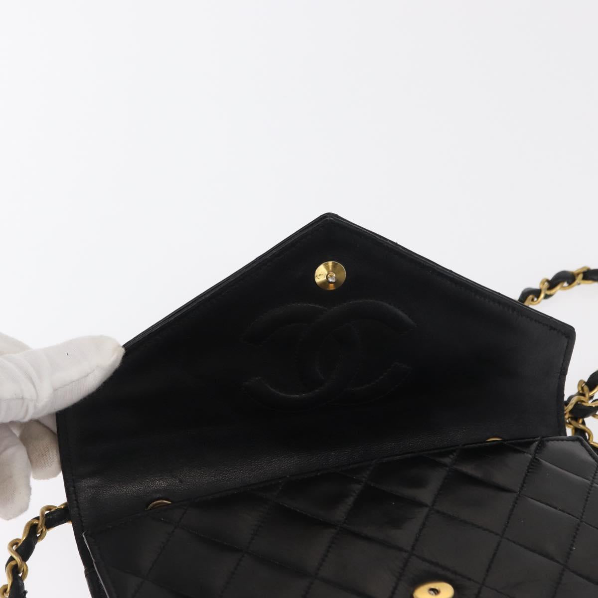 CHANEL Matelasse Chain Shoulder Bag Leather Black Gold CC Auth 156461