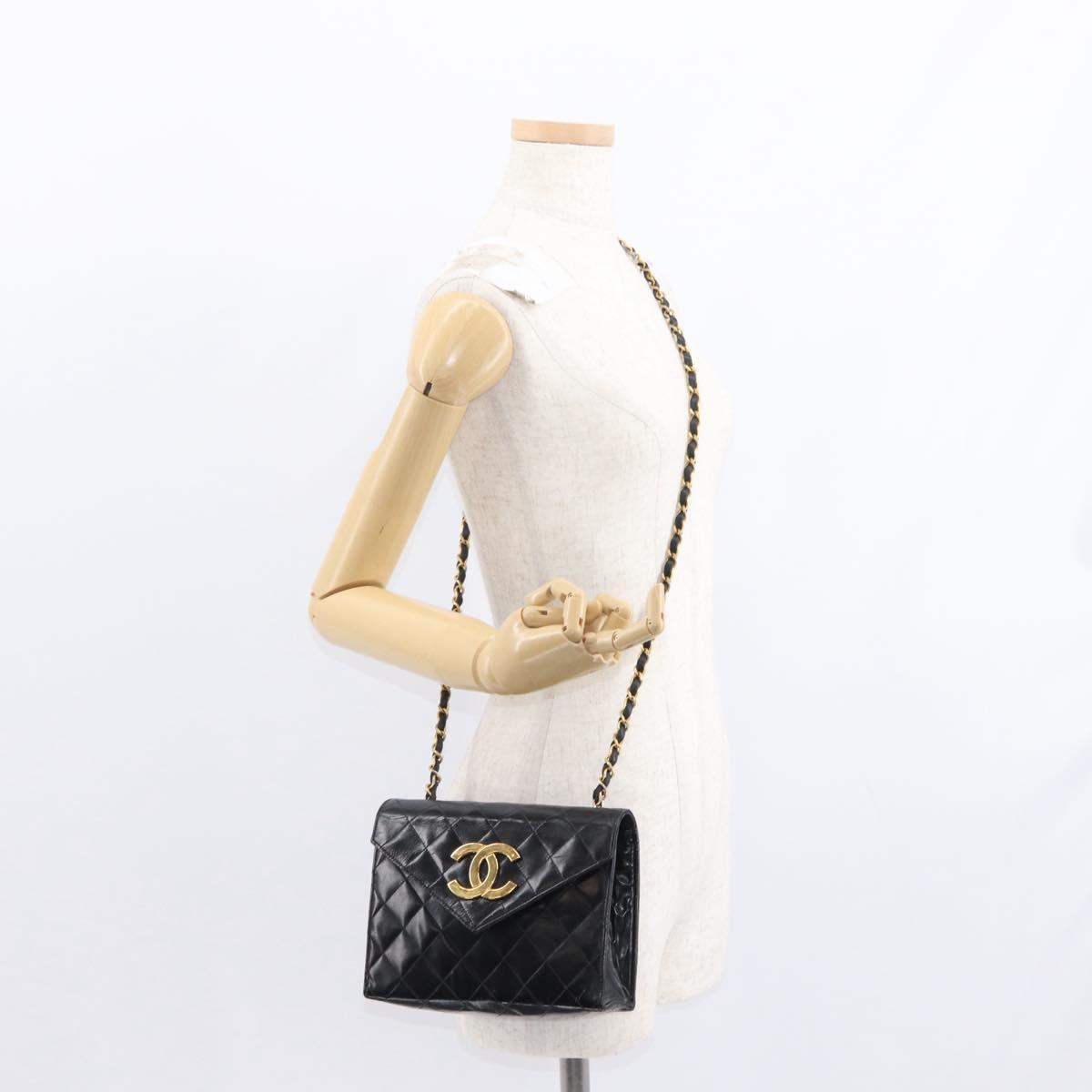 CHANEL Matelasse Chain Shoulder Bag Leather Black Gold CC Auth 156461