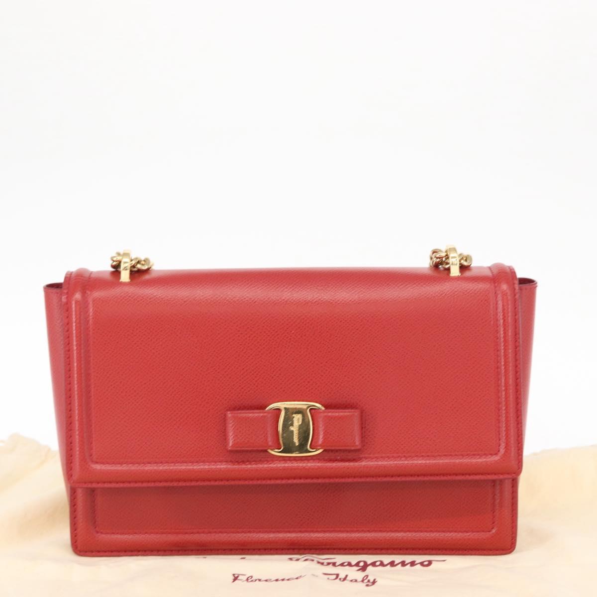 Salvatore Ferragamo Chain Vala Shoulder Bag Leather Red Gold Auth 156466V