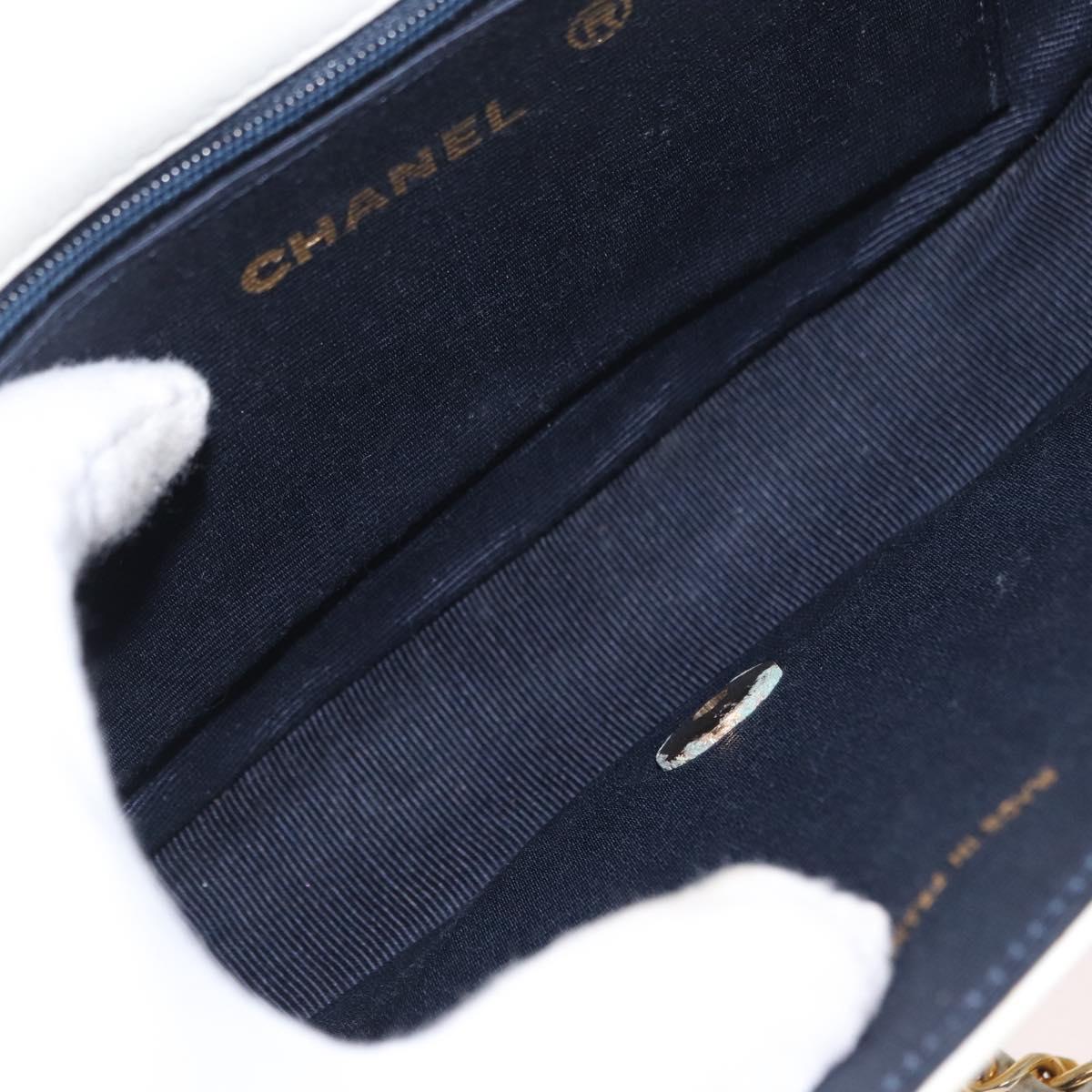 CHANEL Chain Shoulder Bag Leather White Gold CC Auth 156509