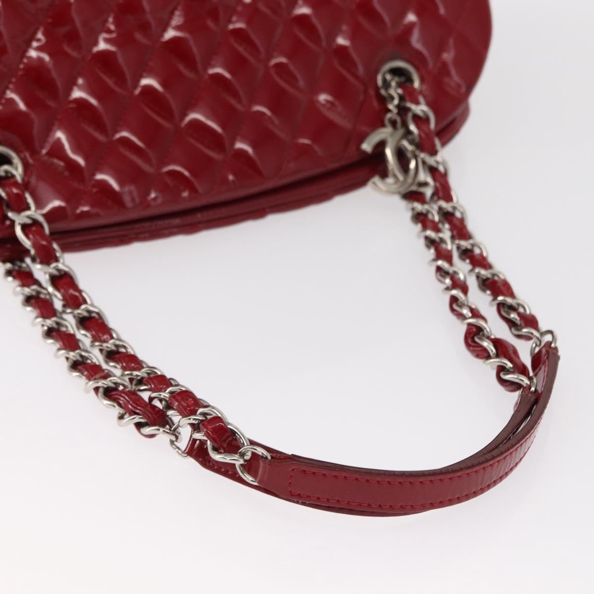 CHANEL Matelasse Chain Shoulder Bag Patent leather Red Silver CC Auth 156513