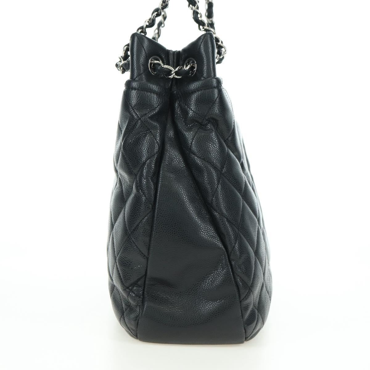 CHANEL Matelasse Chain Shoulder Bag Caviar Skin Black Silver CC Auth 156514V