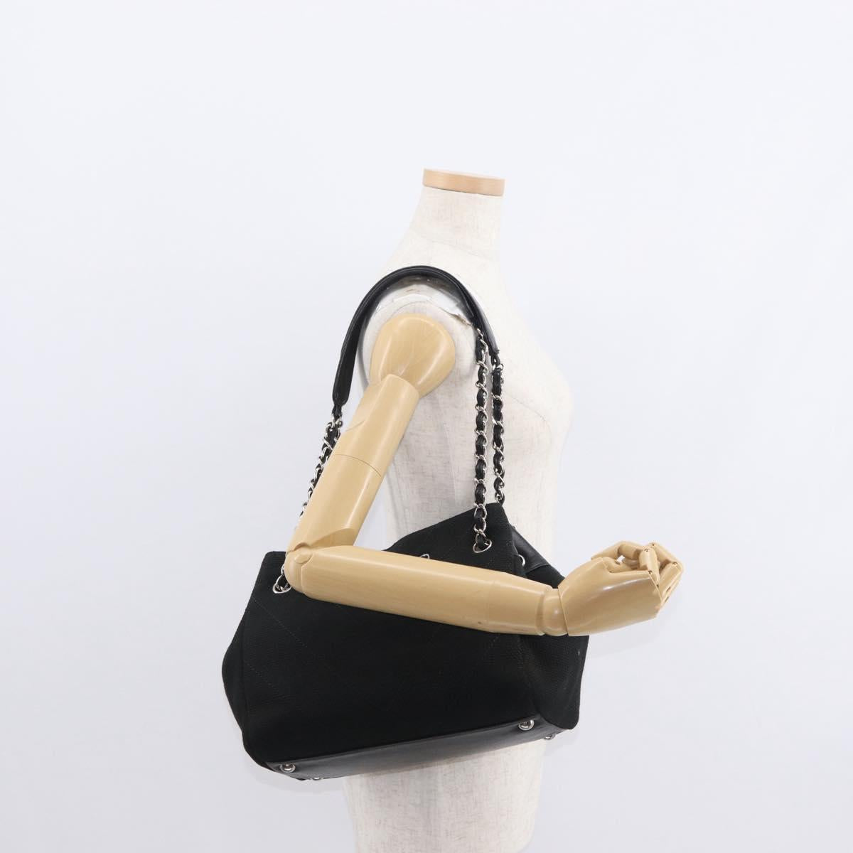 CHANEL Matelasse Chain Shoulder Bag Canvas Black Silver CC Auth 156626V