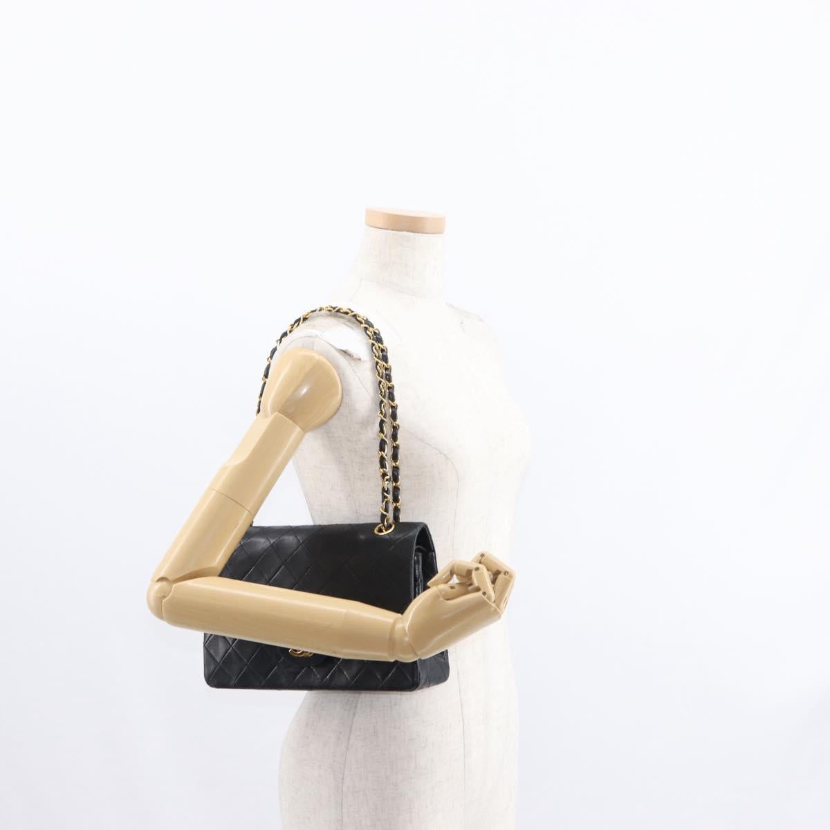 CHANEL Matelasse 25 Double Flap Chain Bag Lamb Skin Black Gold CC Auth 156636SAV
