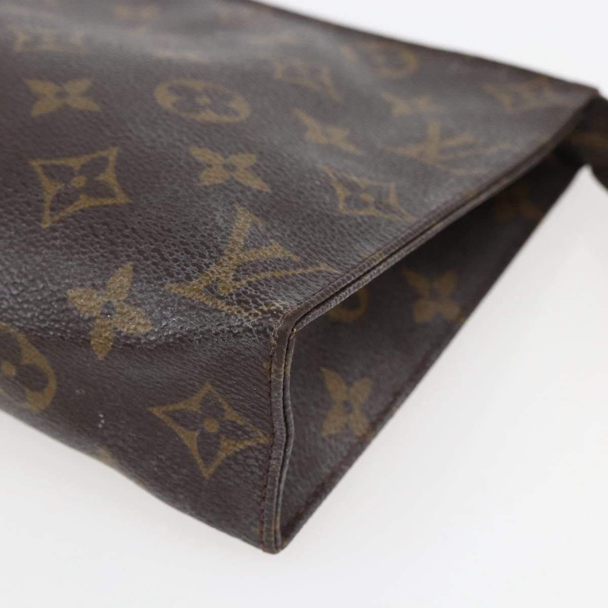 LOUIS VUITTON Monogram Poche Toilette 19 Pouch M47544 LV Auth 157064