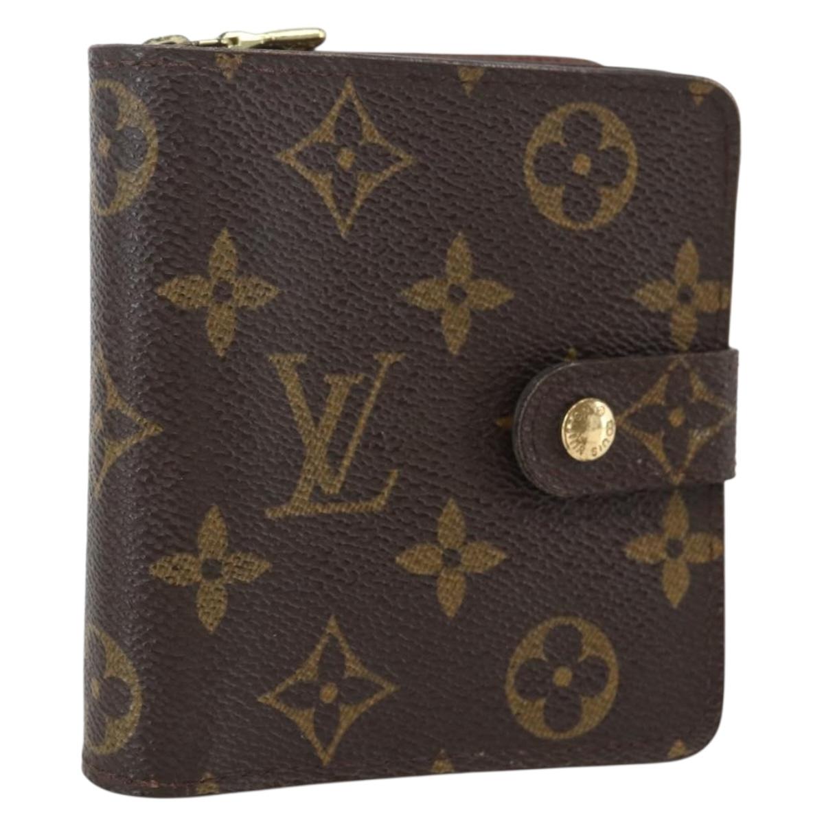 LOUIS VUITTON Monogram Compact Zip Wallet M61667 LV Auth 157192