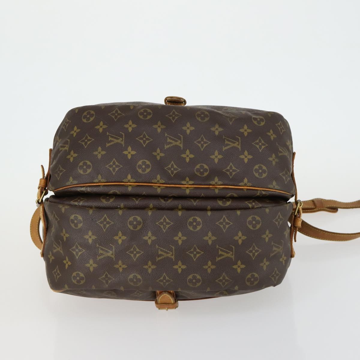 LOUIS VUITTON Monogram Saumur 35 Shoulder Bag M42254 LV Auth 157246