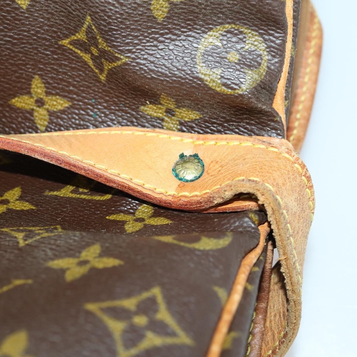 LOUIS VUITTON Monogram Saumur 35 Shoulder Bag M42254 LV Auth 157246