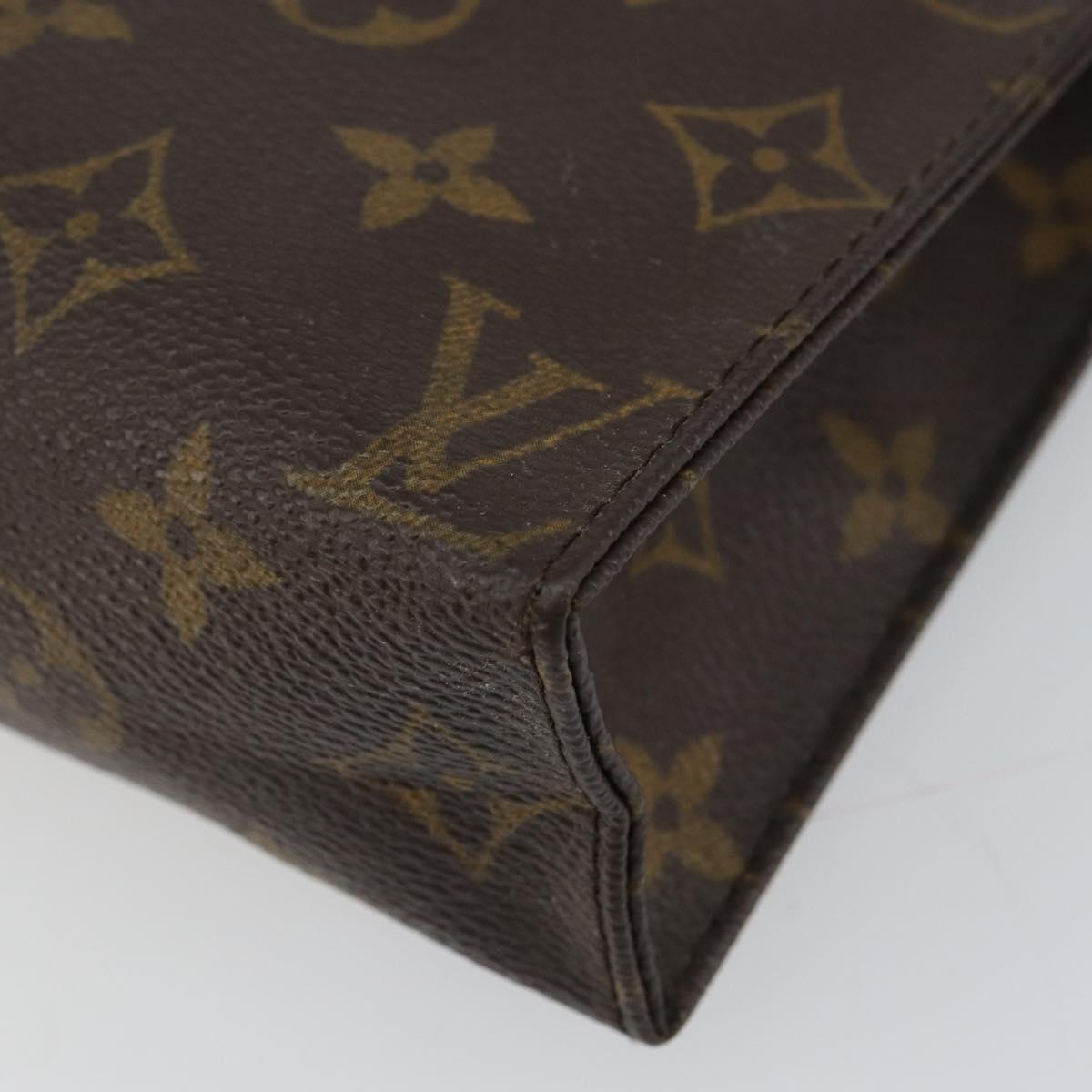 LOUIS VUITTON Monogram Poche Toilette 19 Pouch M47544 LV Auth 157324