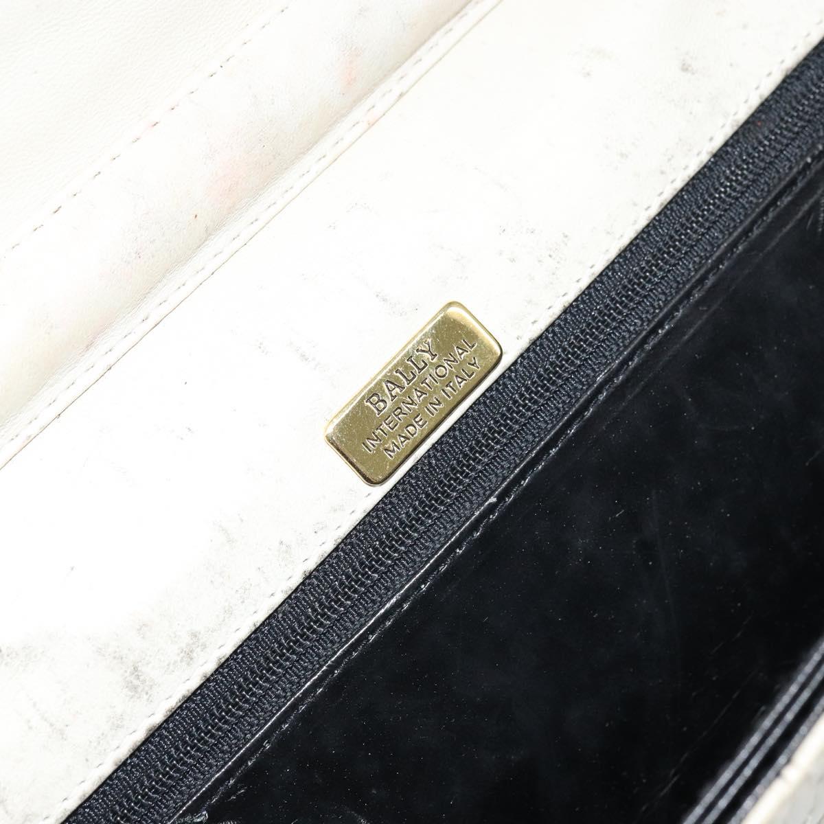 BALLY Quilted Chain Shoulder Bag Leather White Gold Auth 157424