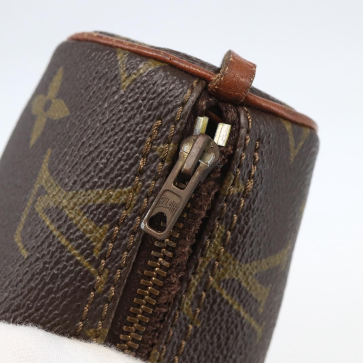 LOUIS VUITTON Monogram Papillon Pouch LV Auth 157601