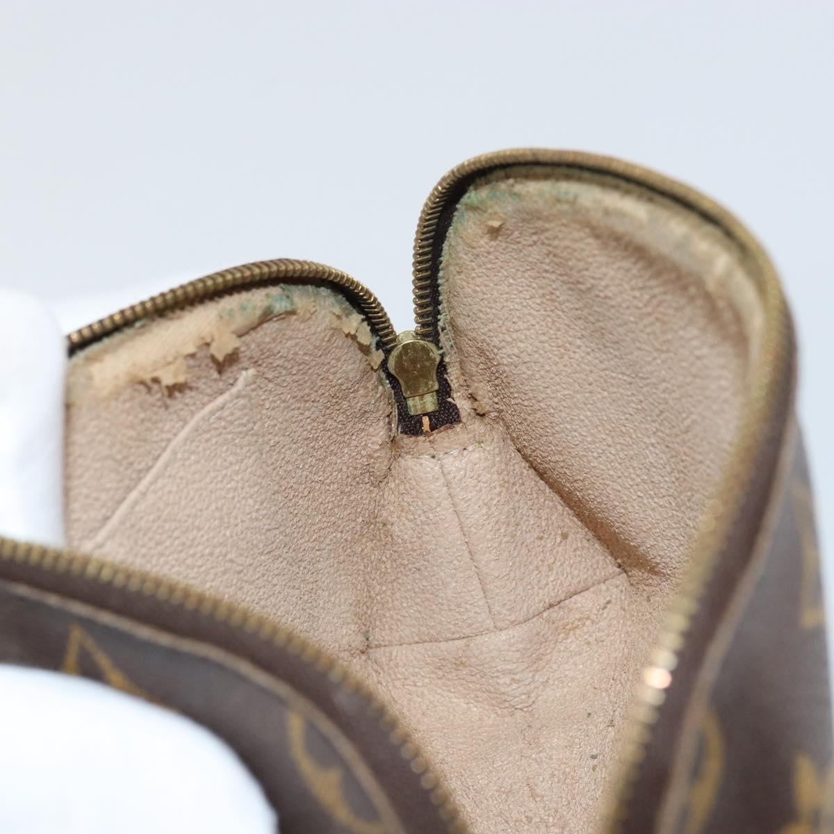 LOUIS VUITTON Monogram Pochette Cosmetic PM Pouch M43998 LV Auth 157604