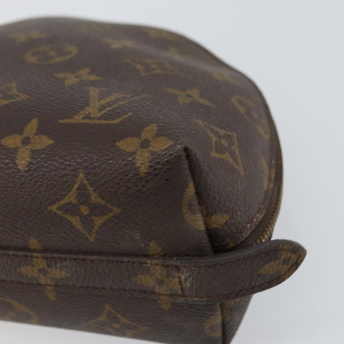 LOUIS VUITTON Monogram Trousse Demi Ronde Cosmetic Pouch M47520 LV Auth 157606