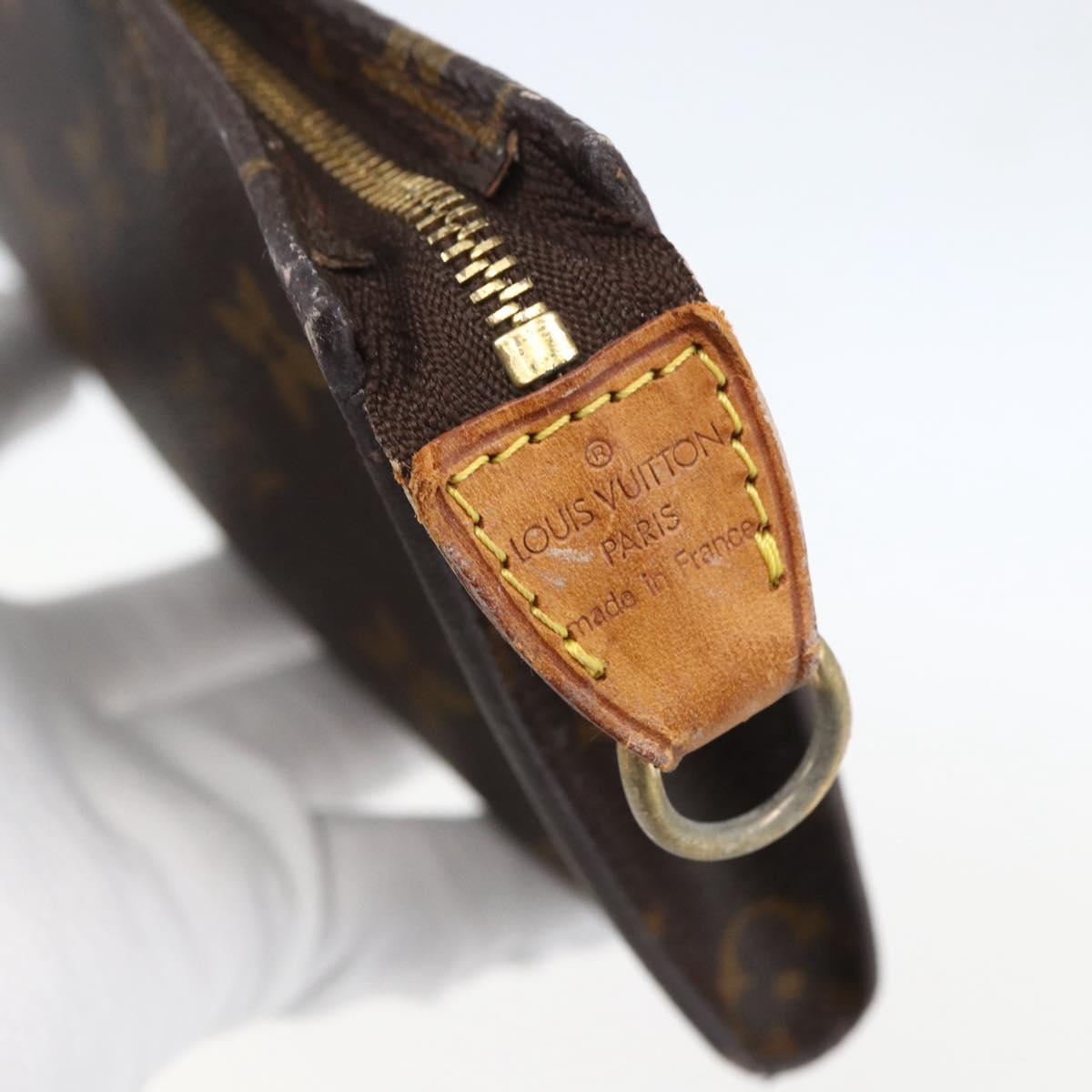 LOUIS VUITTON Monogram Bucket GM Accessory Pouch LV Auth 157732
