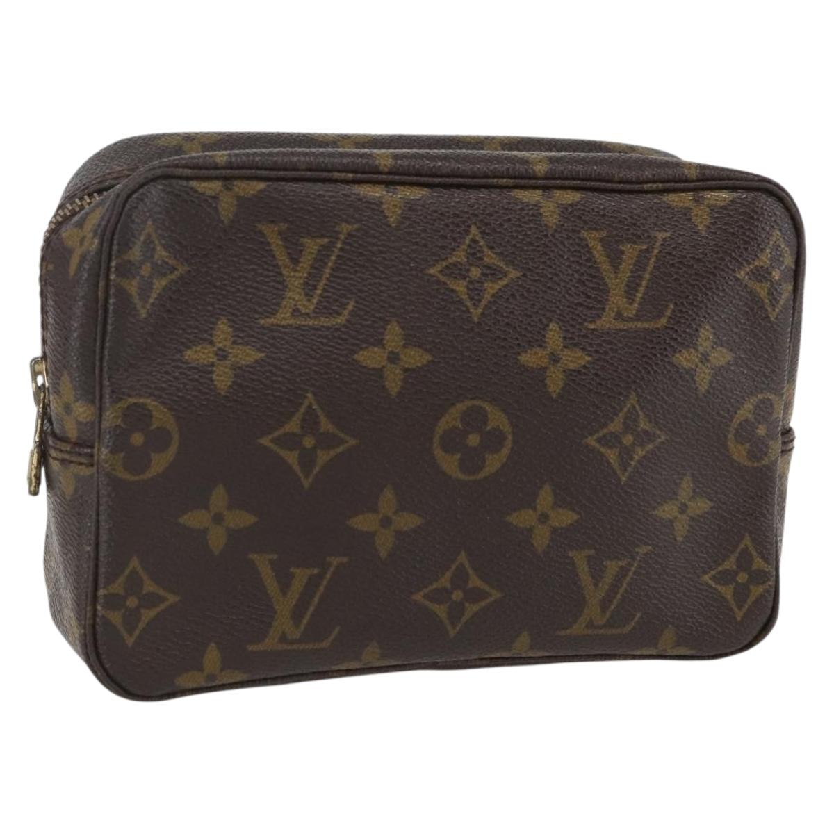 LOUIS VUITTON Monogram Trousse Toilette 18 Pouch M47526 LV Auth 157815