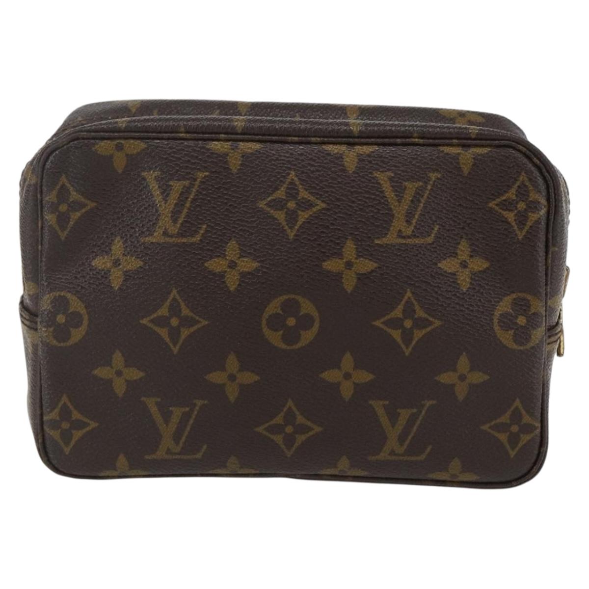 LOUIS VUITTON Monogram Trousse Toilette 18 Pouch M47526 LV Auth 157815