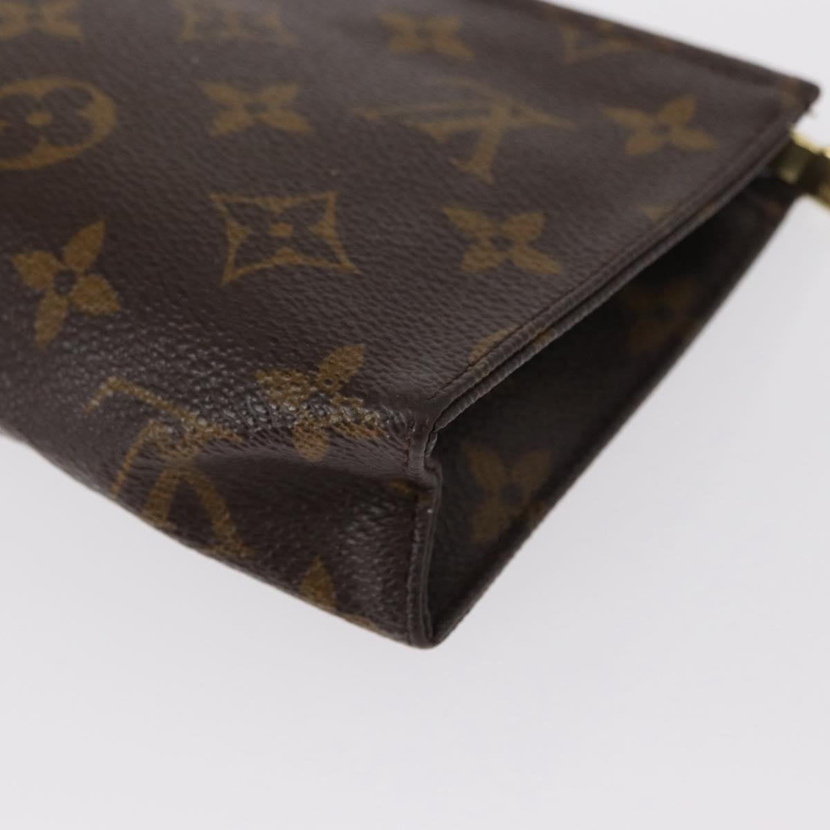 LOUIS VUITTON Monogram Poche Toilette 15 Pouch M47546 LV Auth 157939