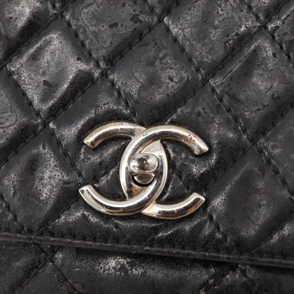 CHANEL Matelasse Chain Shoulder Bag Patent leather Black Silver CC Auth 158095