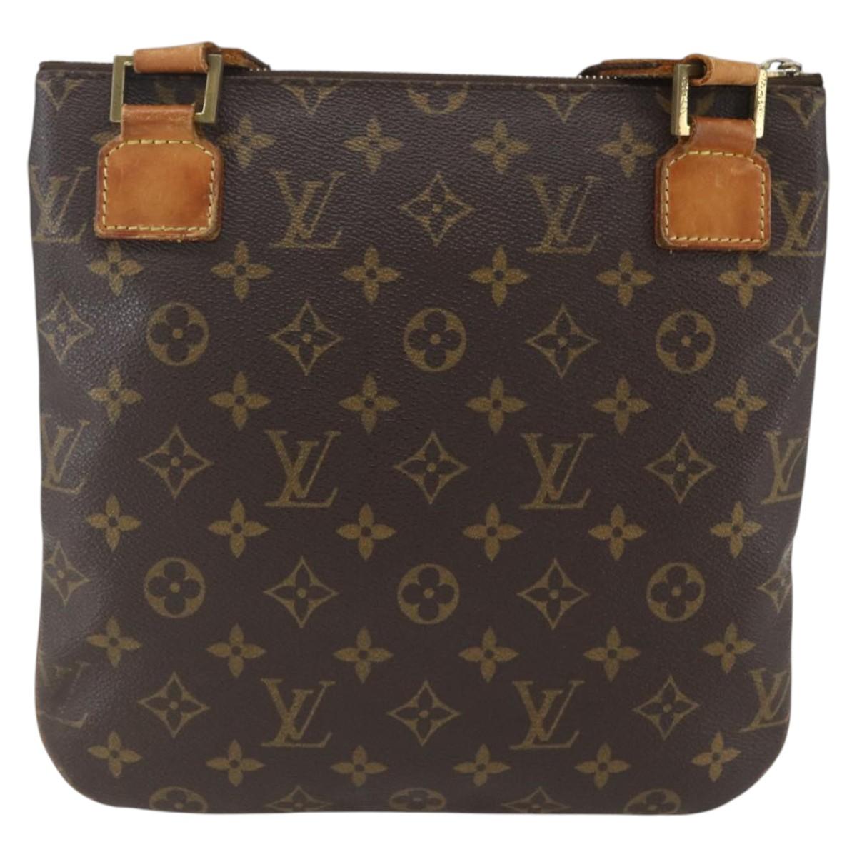 LOUIS VUITTON Monogram Pochette Bosphore Shoulder Bag M40044 LV Auth 158316A