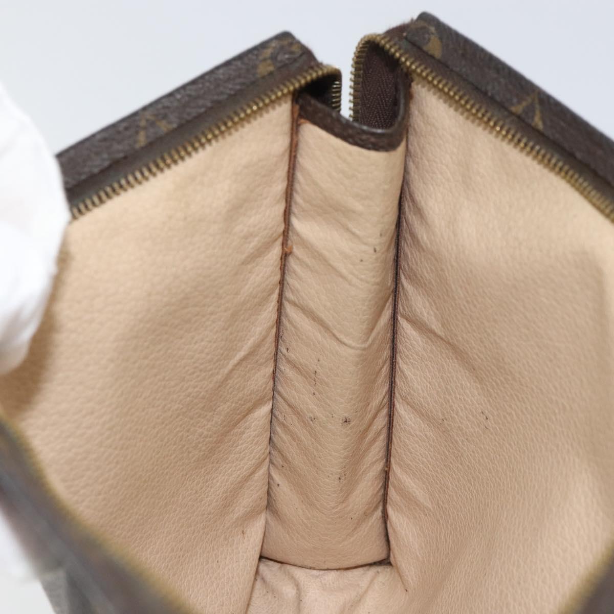 LOUIS VUITTON Monogram Poche Toilette 26 Pouch M47542 LV Auth 158337