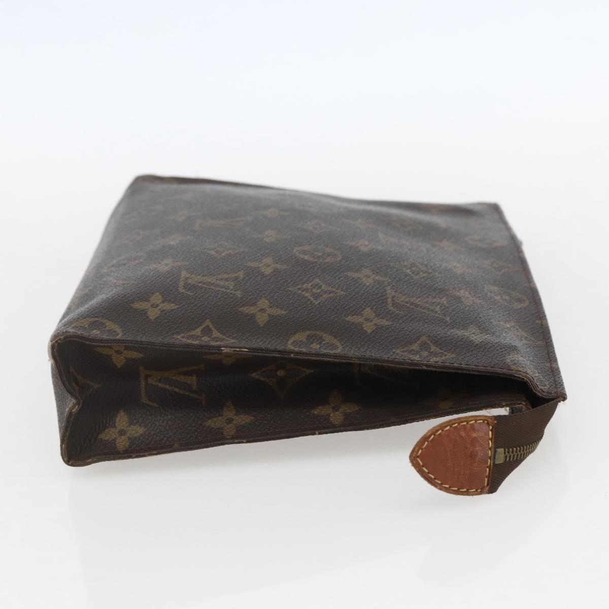LOUIS VUITTON Monogram Poche Toilette 26 Pouch M47542 LV Auth 158339