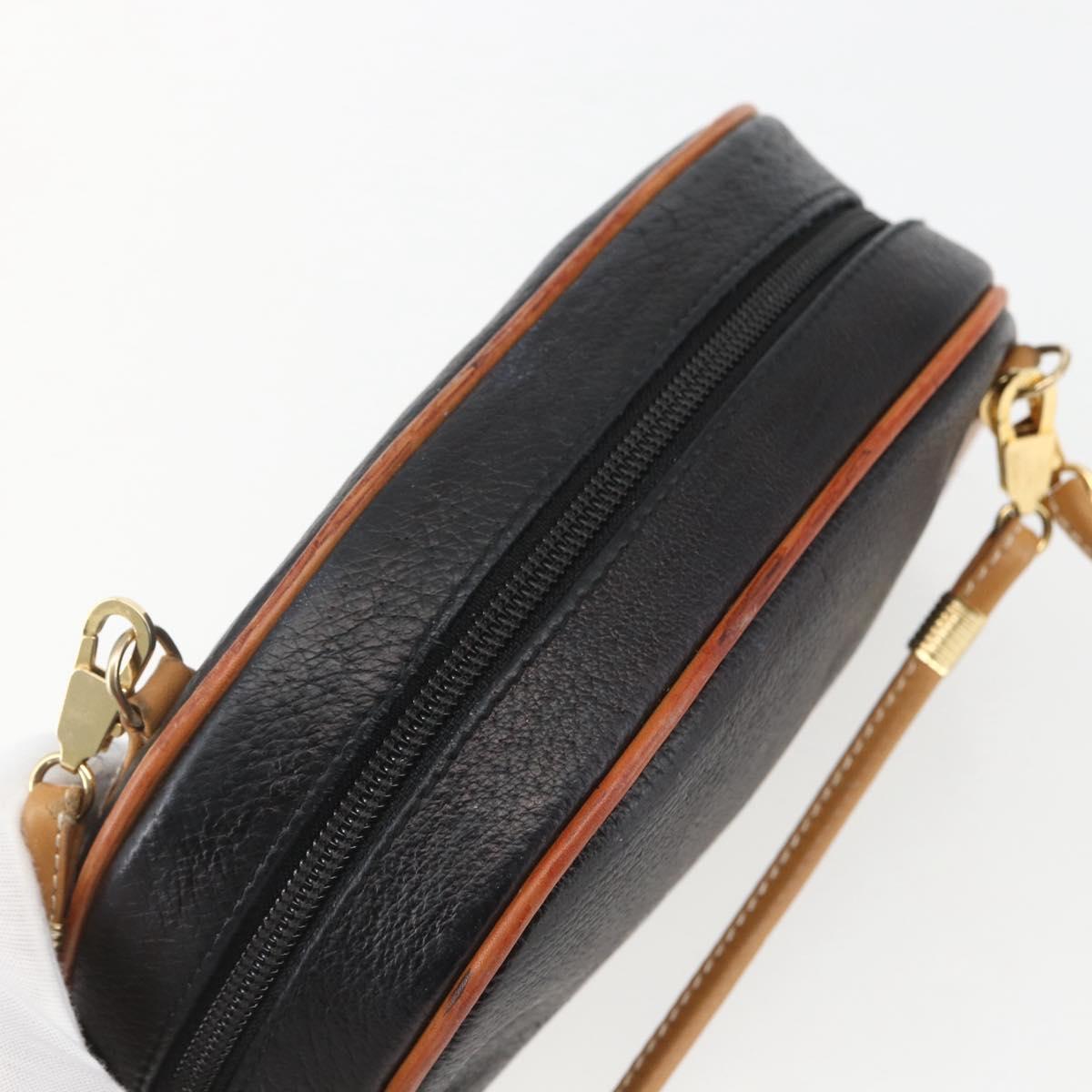 GUCCI Shoulder Bag Leather Black Gold Auth 158401