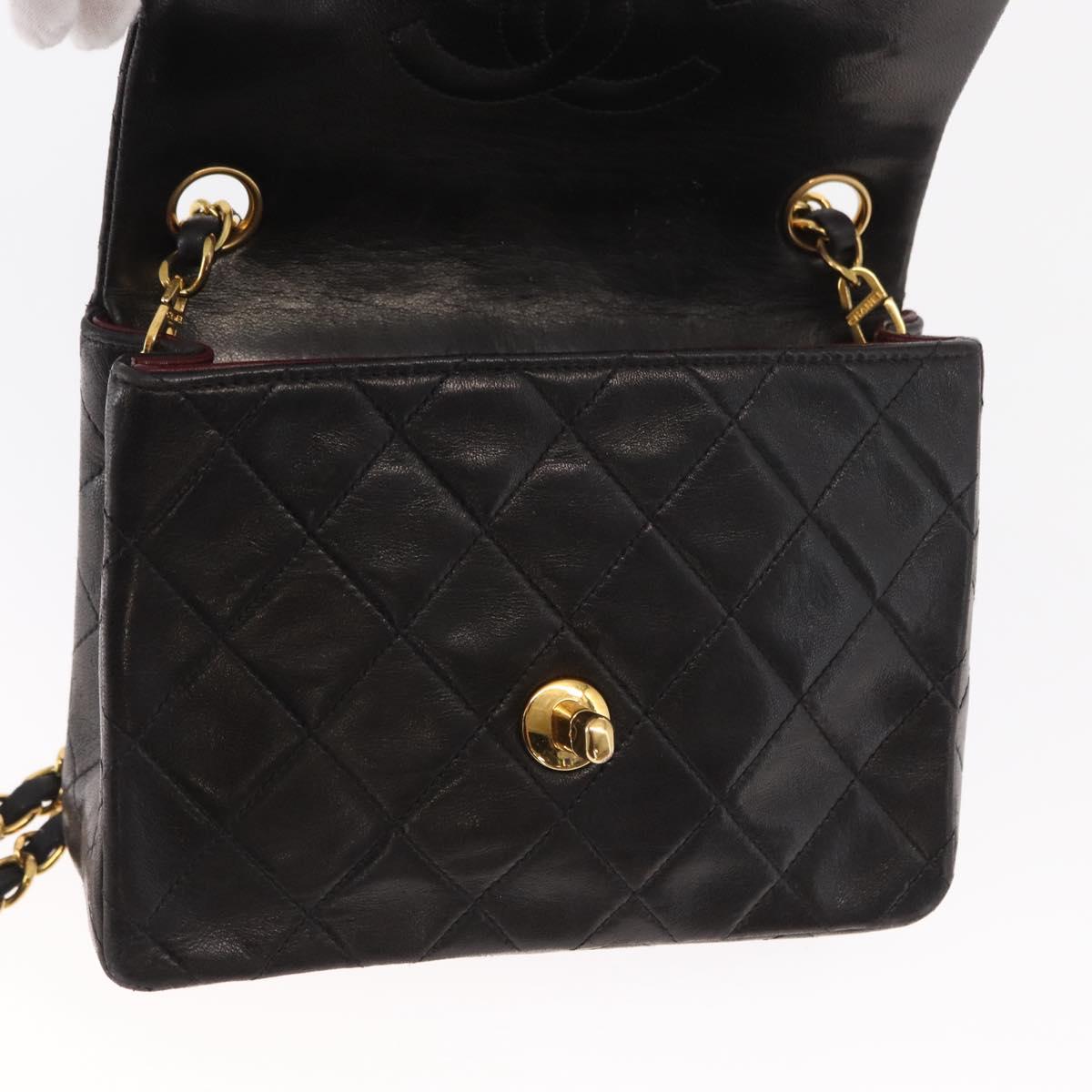 CHANEL Matelasse Chain Shoulder Bag Lamb Skin Gold Black CC Auth 158863SAV