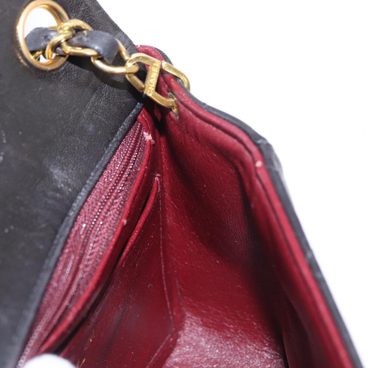 CHANEL Matelasse Chain Shoulder Bag Lamb Skin Gold Black CC Auth 158863SAV