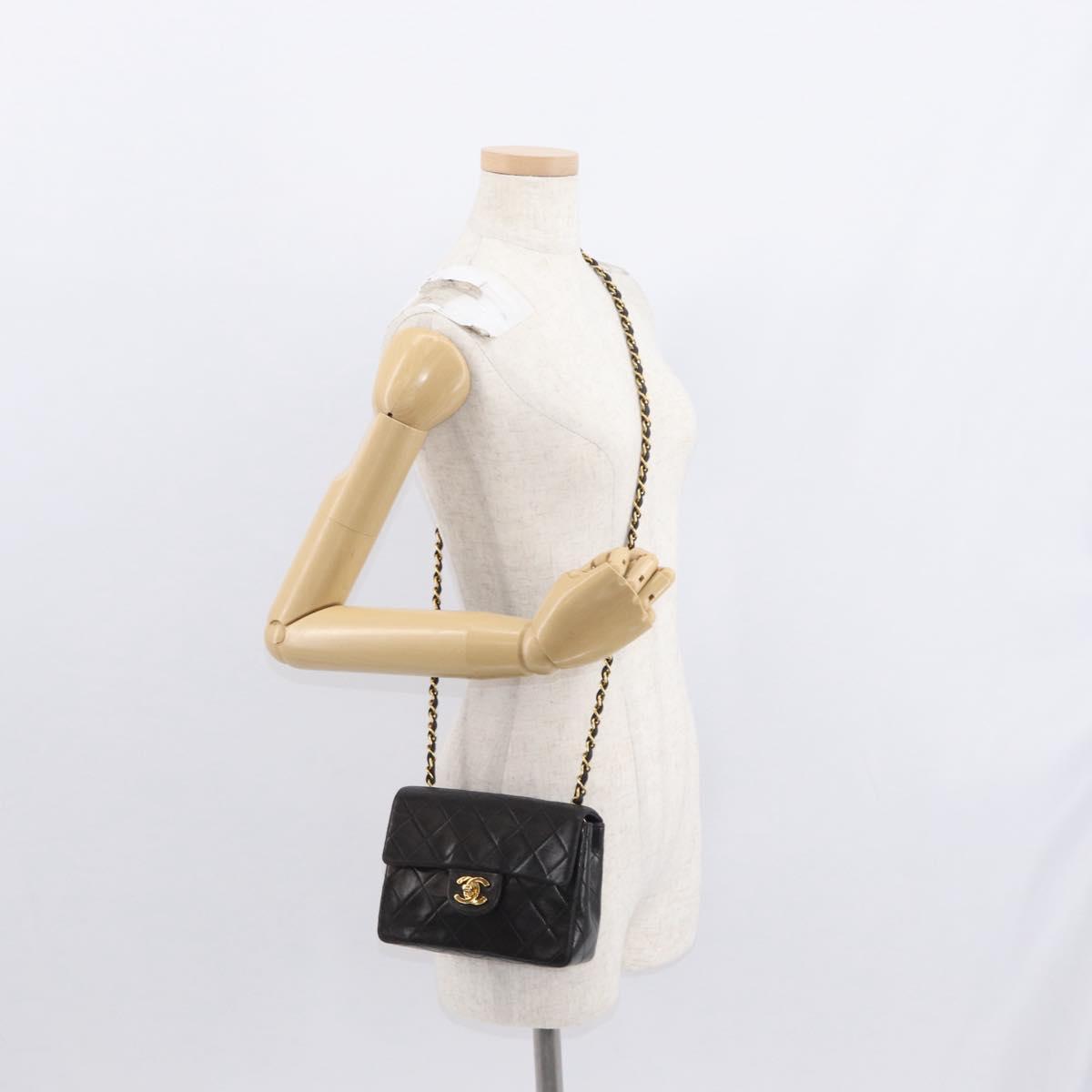 CHANEL Matelasse Chain Shoulder Bag Lamb Skin Gold Black CC Auth 158863SAV