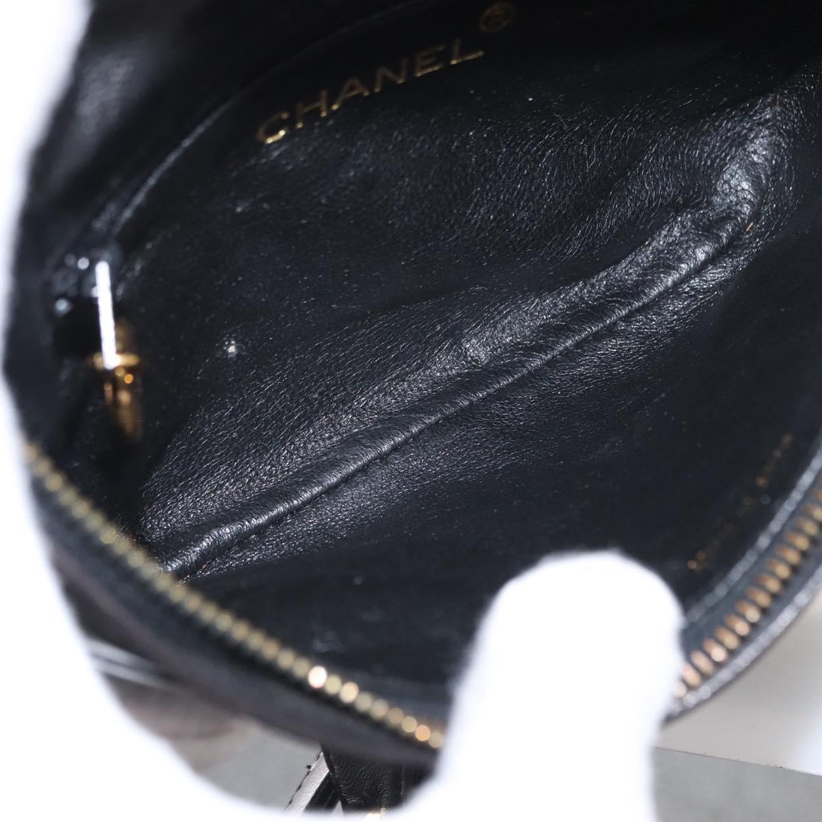 CHANEL Matelasse Waist bag Patent leather Black Gold CC Auth 158866SAV