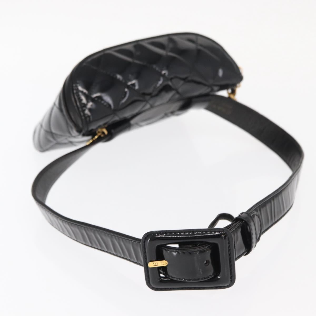 CHANEL Matelasse Waist bag Patent leather Black Gold CC Auth 158866SAV