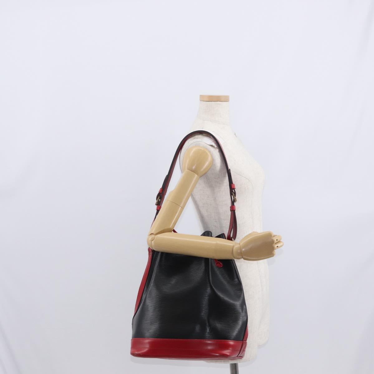LOUIS VUITTON Epi Noe Shoulder Bag Bicolor Black Red M44017 LV Auth 158992