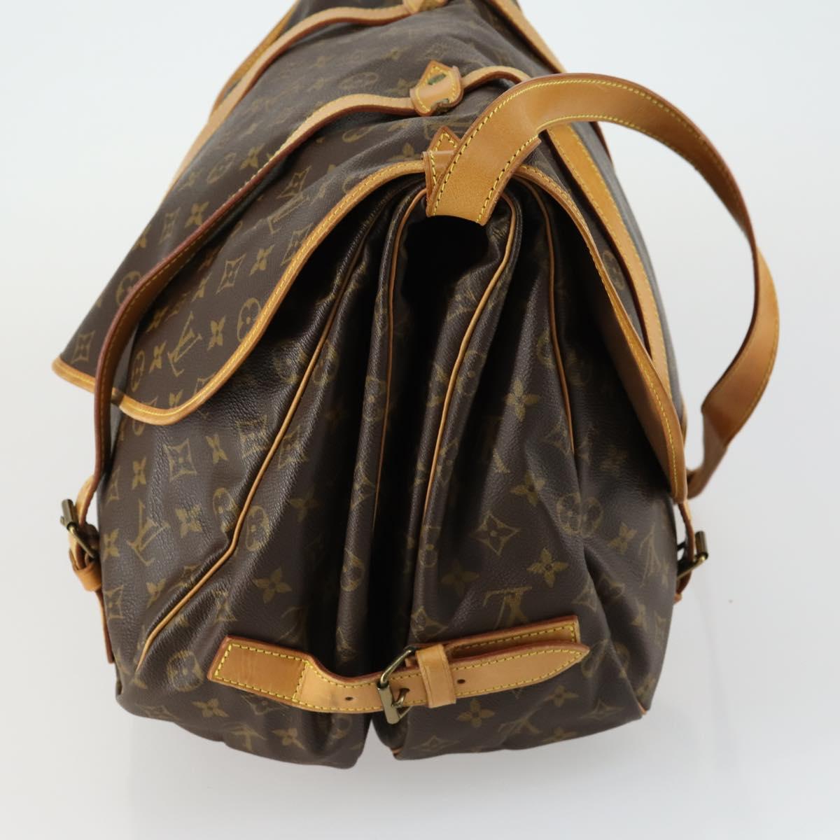 LOUIS VUITTON Monogram Saumur 43 Shoulder Bag M42252 LV Auth 159000