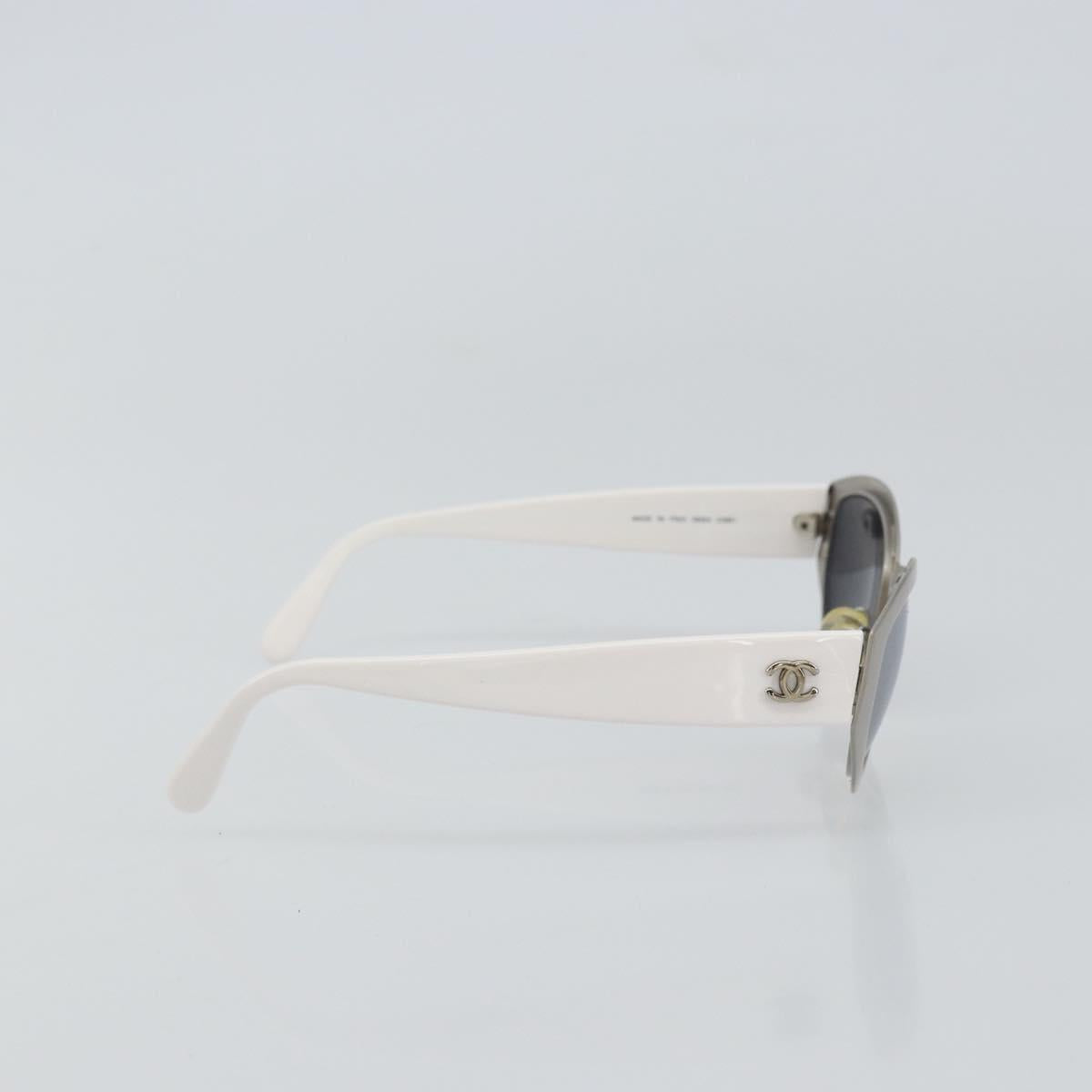 CHANEL Sunglasses plastic White CC Auth 159068