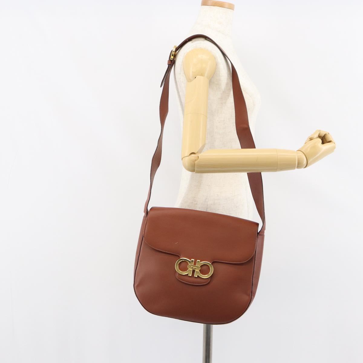 Salvatore Ferragamo Gancini Shoulder Bag Leather Brown Gold Auth 159139