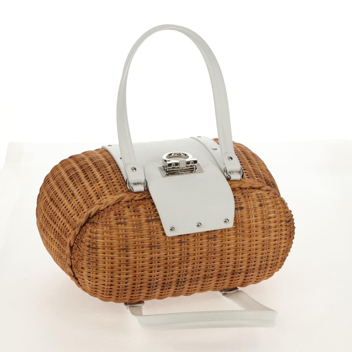 Salvatore Ferragamo Gancini Hand Bag Rattan Beige Silver Auth 159168V