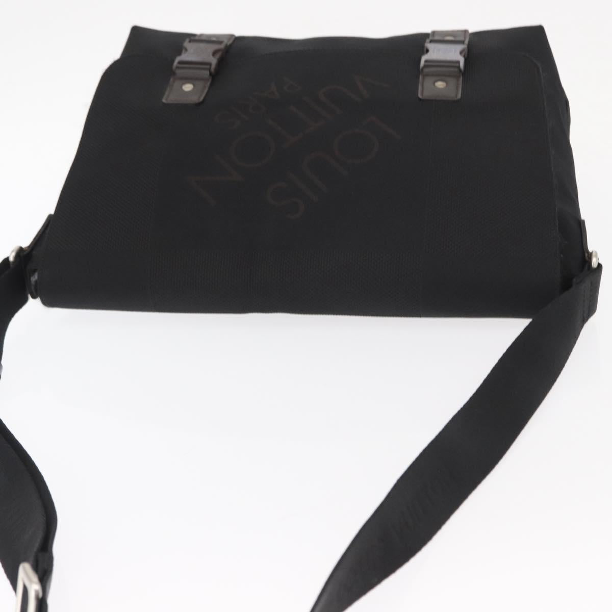 LOUIS VUITTON Damier Geant Roux Shoulder Bag Black M93079 LV Auth 159355