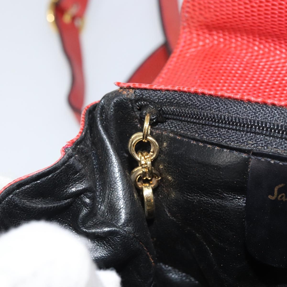 Salvatore Ferragamo Gancini Shoulder Bag Leather Red Gold Auth 159844