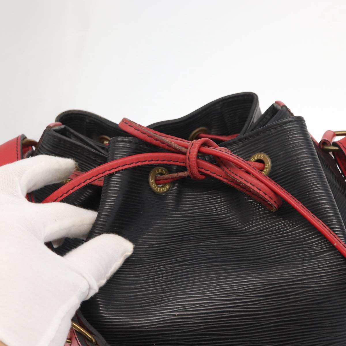 LOUIS VUITTON Epi Noe Shoulder Bag Bicolor Black Red M44017 LV Auth 159997