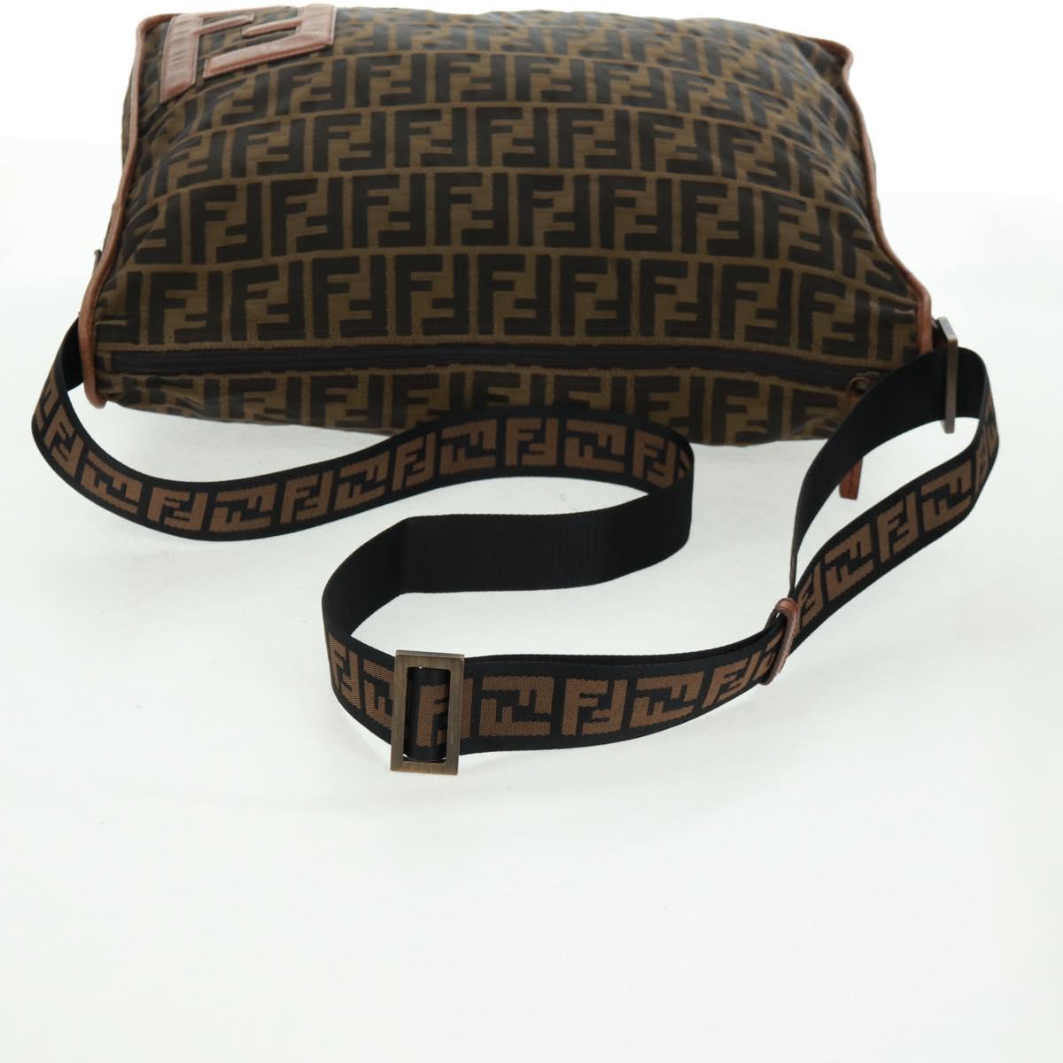 FENDI Zucca Canvas Shoulder Bag Brown Black Auth 160218
