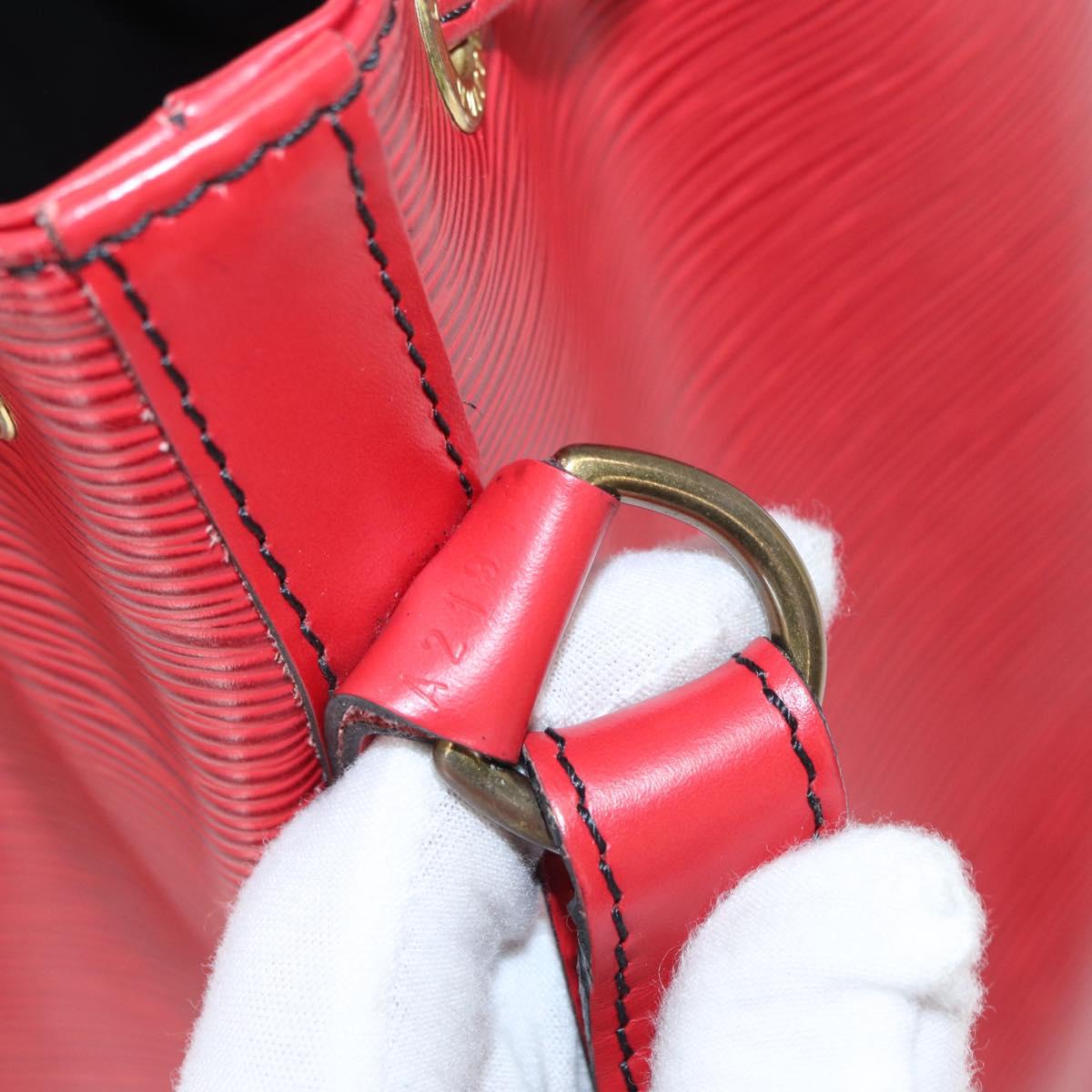 LOUIS VUITTON Epi Noe Shoulder Bag Red M44007 LV Auth 160445