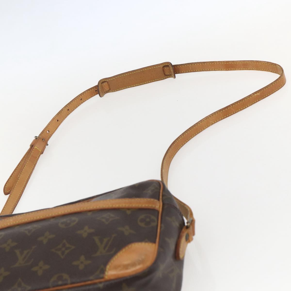 LOUIS VUITTON Monogram Trocadero 27 Shoulder Bag M51274 LV Auth 160456